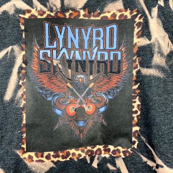 Bella + Canvas Lynyrd Skynrd Graphic T-Shirt - Picture 3 of 6